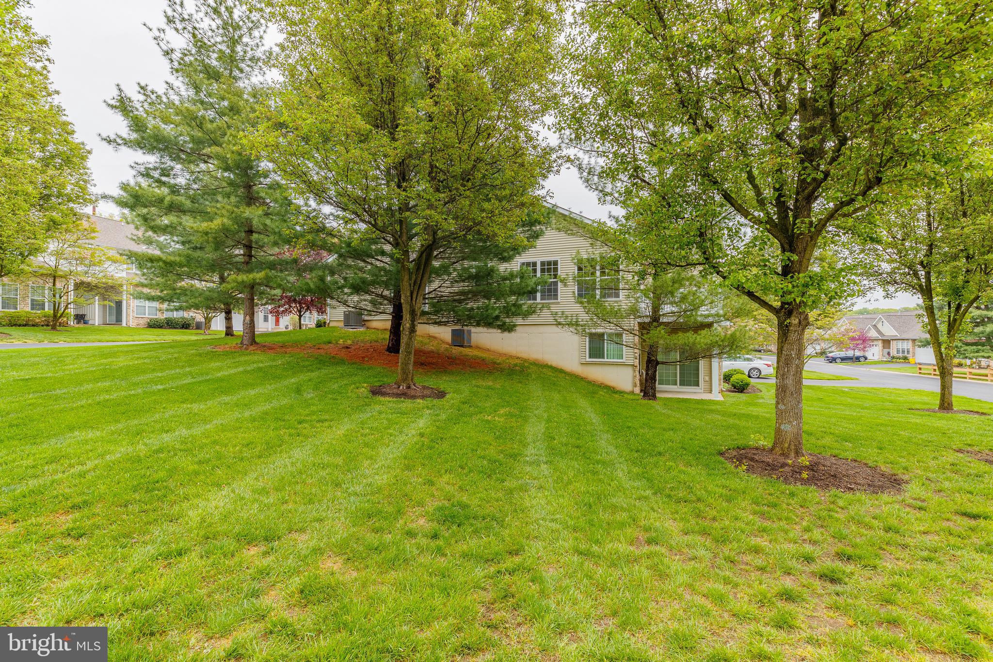 1549 Nicklaus Drive Springfield, PA 19064 - Photo 5 of 45 Lots of seclusion