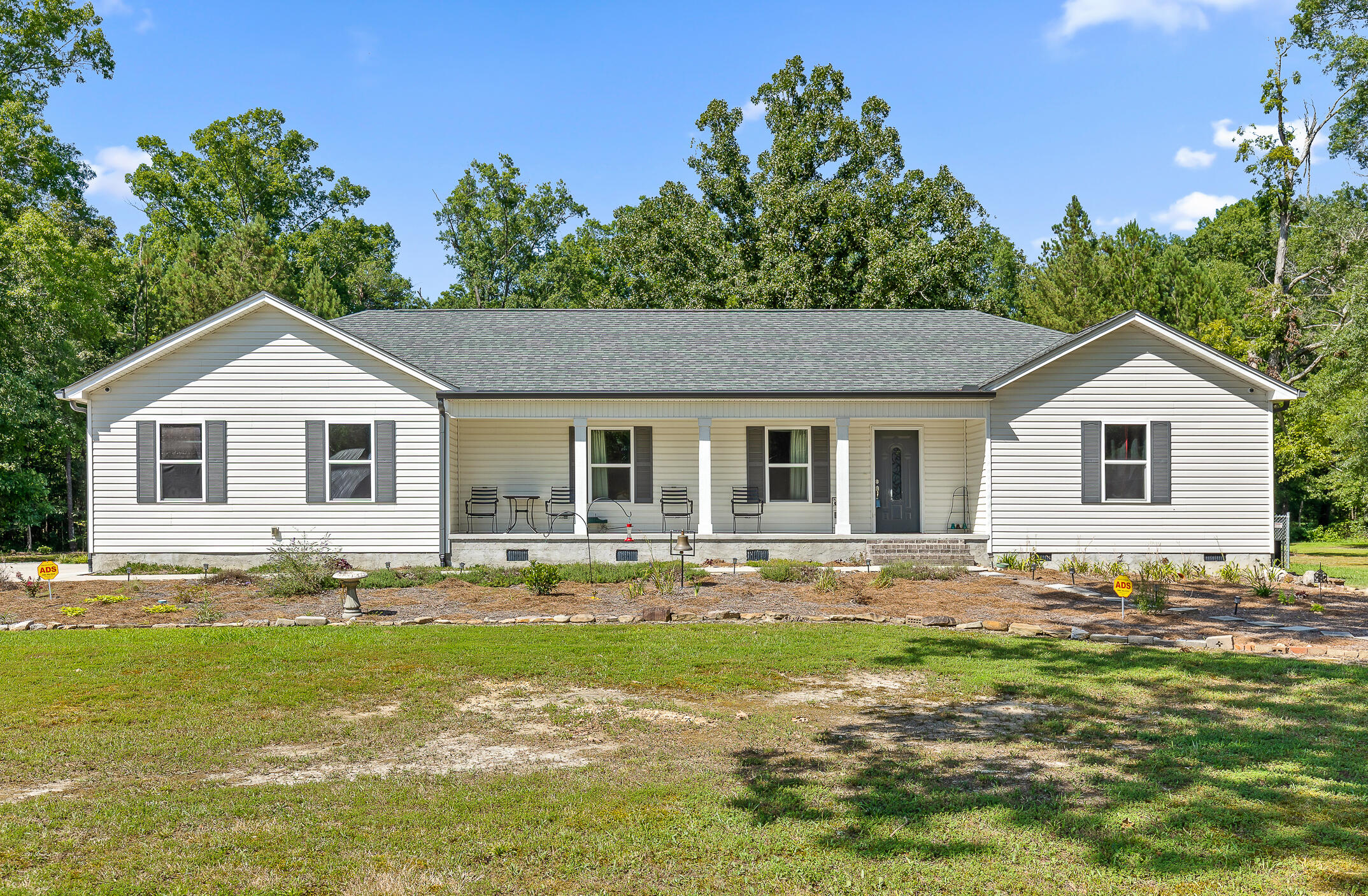 1735 Crabtree Road Hixson, TN 37343 - Photo 1 of 37 Crabtree-23