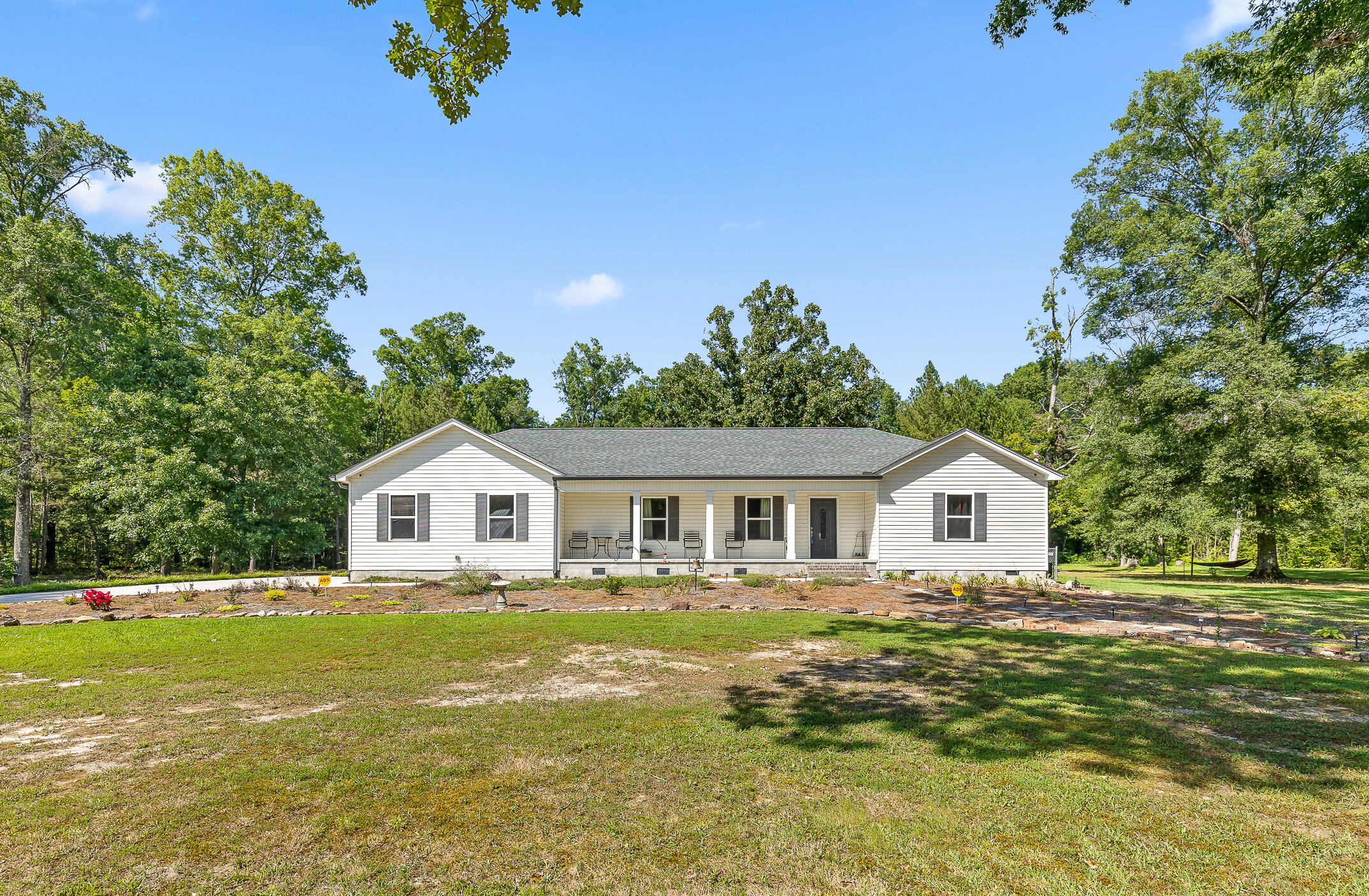 1735 Crabtree Road Hixson, TN 37343 - Photo 2 of 37 Crabtree-24