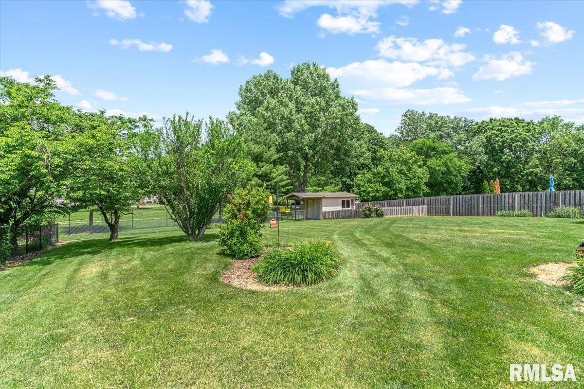 6808 Ninebark Drive Springfield, IL 62712 - Photo 42 of 45