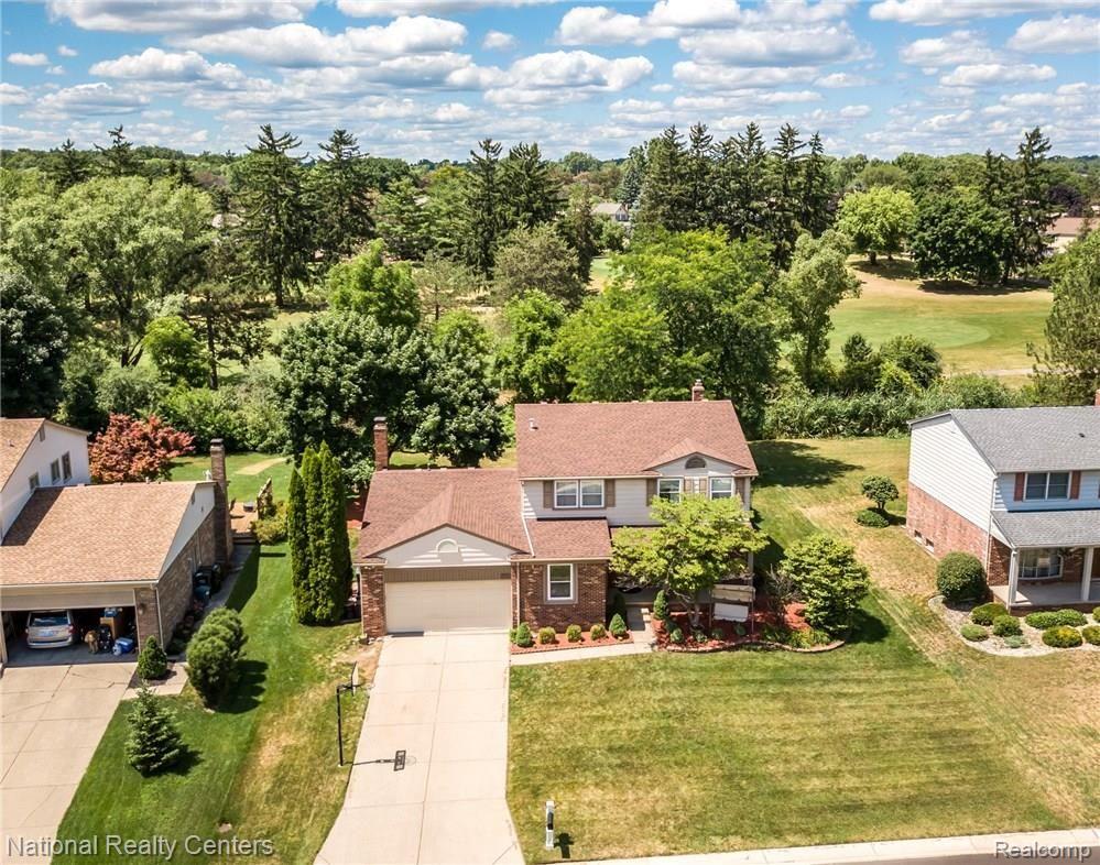 752 Lion Street Rochester, MI 48307 - Photo 2 of 24 DJI_0046-HDR.jpg