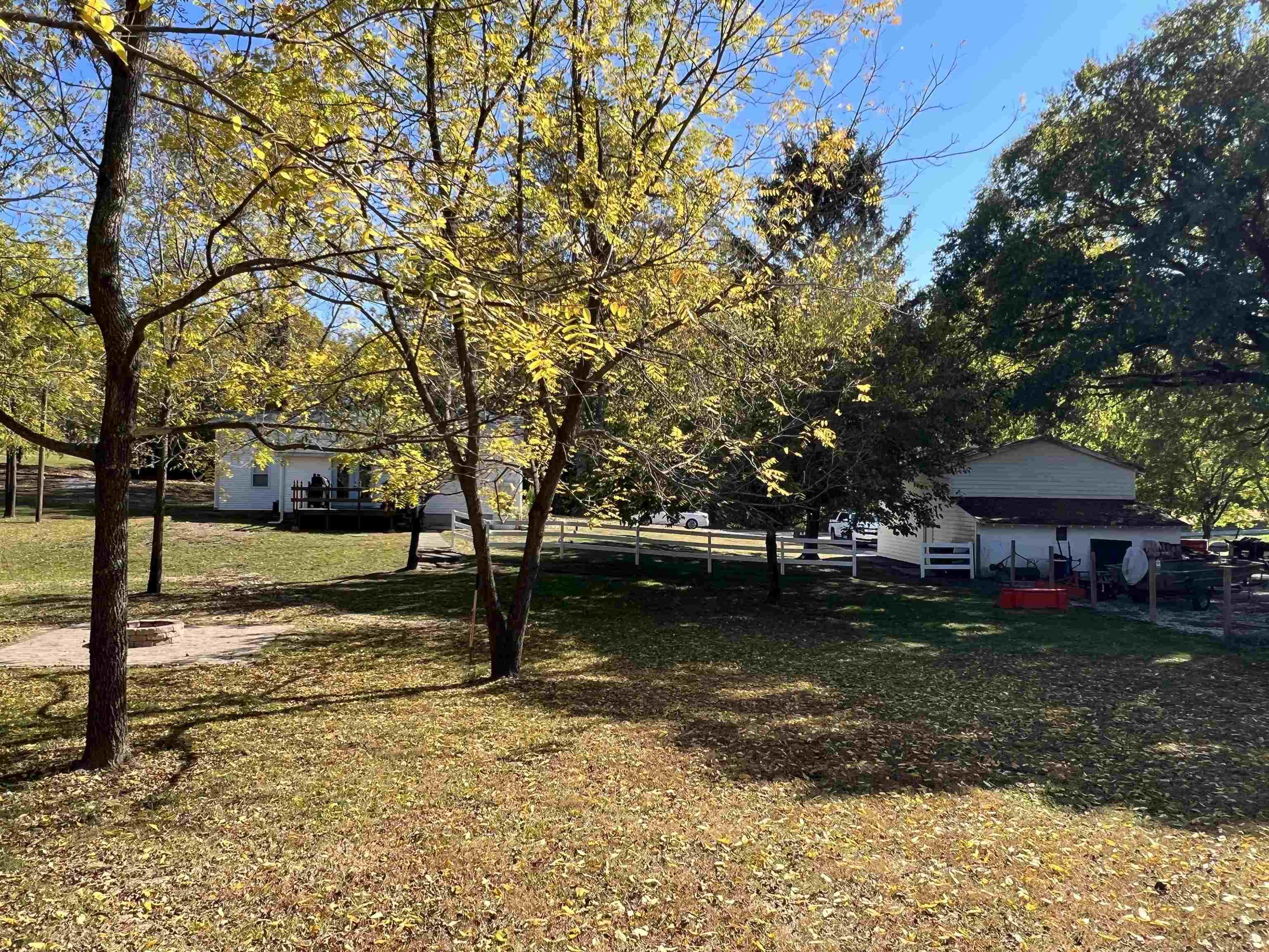 1227 Palestine Road Bedford, IN 47421 - Photo 27 of 36