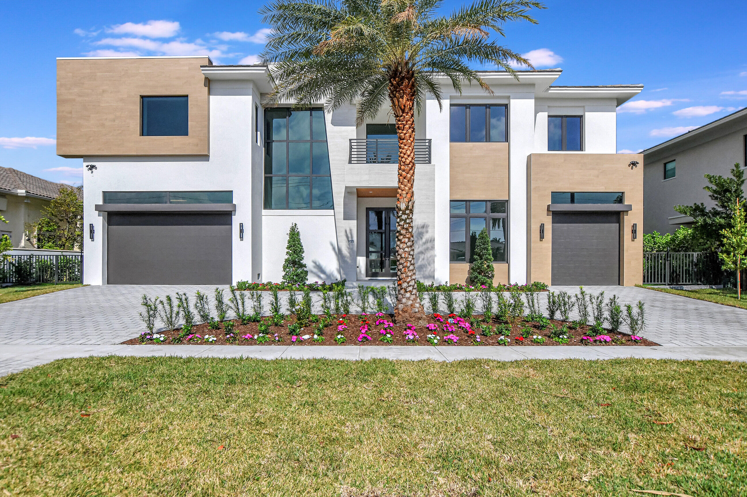 711 Northeast 32nd St  