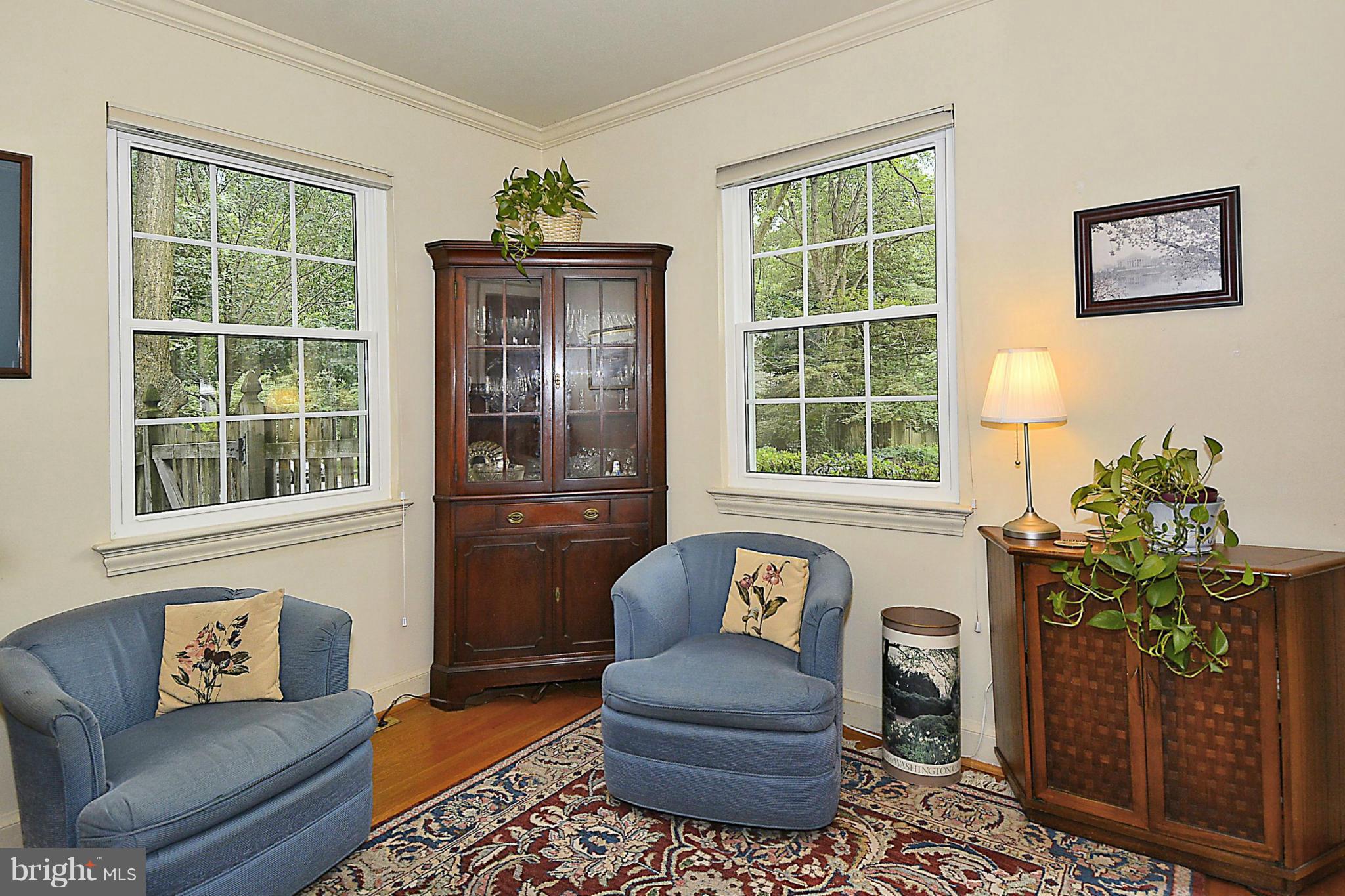 5307 Wakefield Road Bethesda, MD 20816 - Photo 16 of 30 Interior (General)