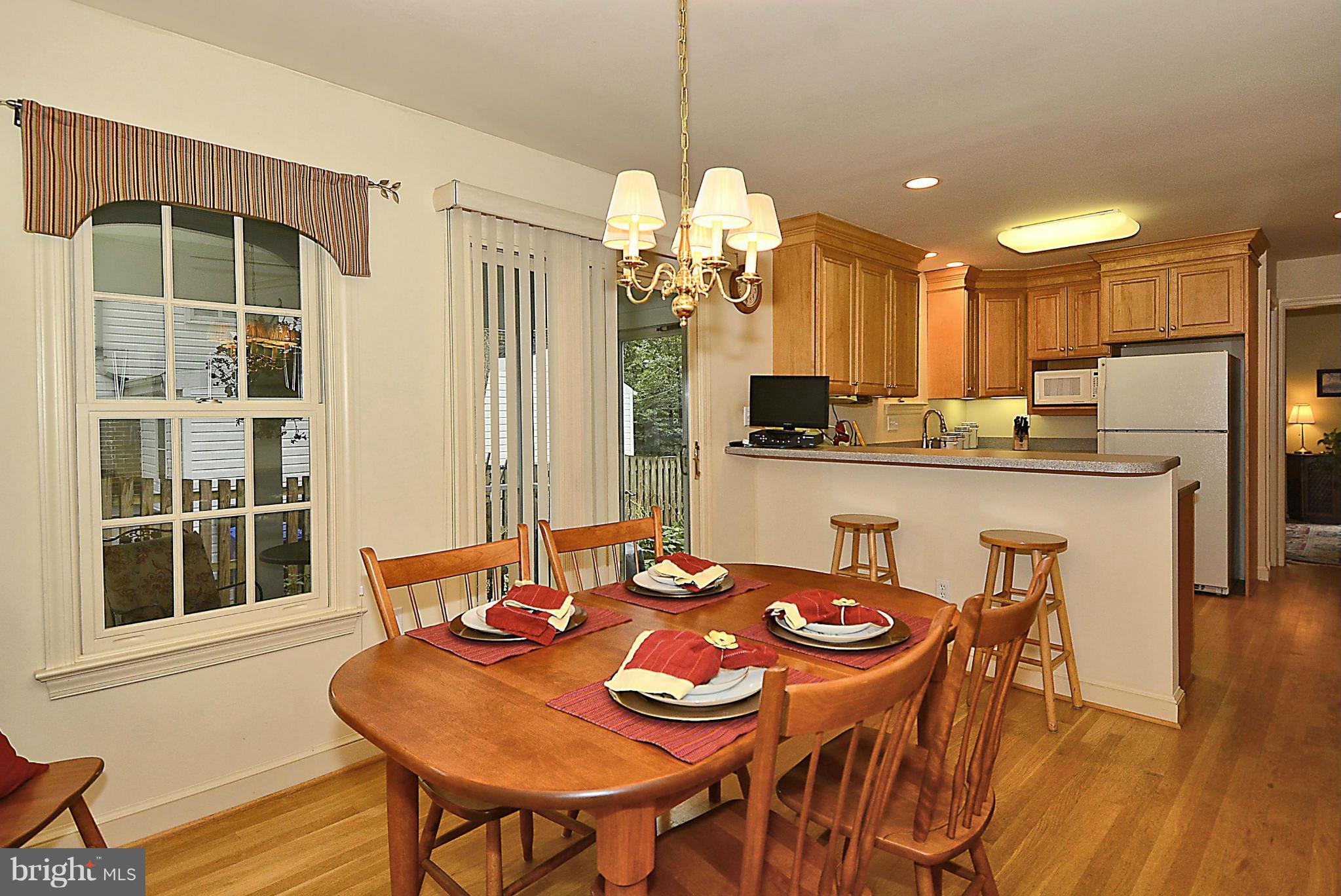 5307 Wakefield Road Bethesda, MD 20816 - Photo 6 of 30 Interior (General)
