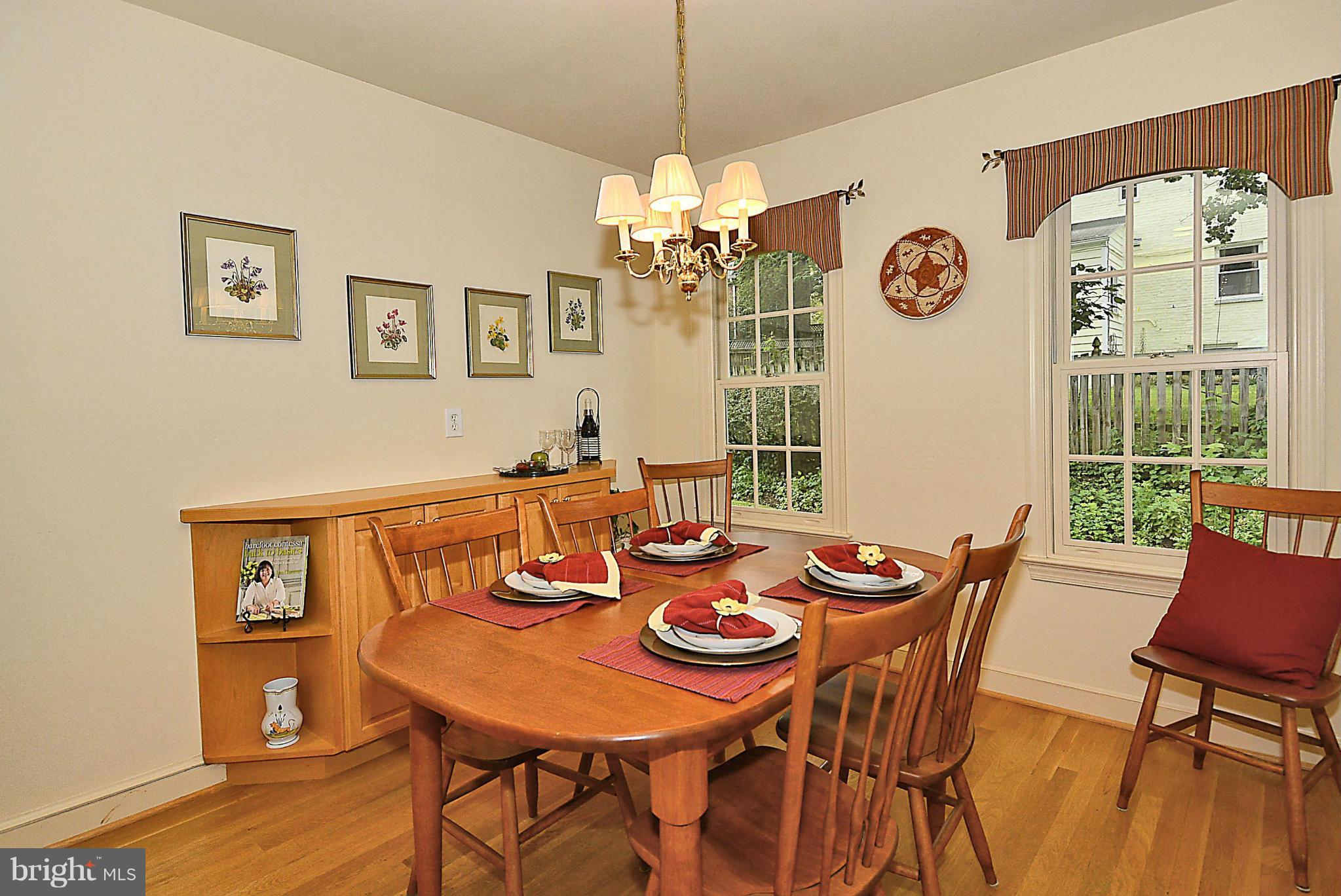 5307 Wakefield Road Bethesda, MD 20816 - Photo 7 of 30 Dining Room