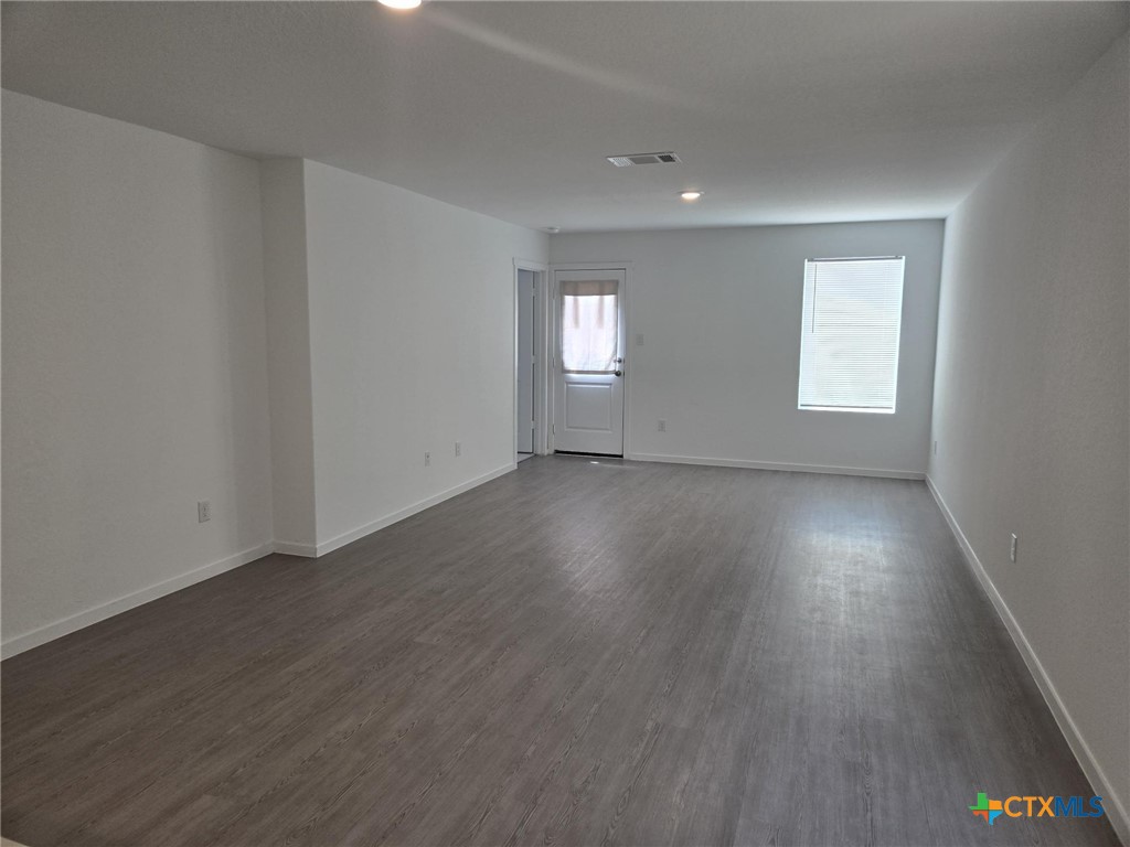9517 Chappo Ridge Seguin, TX 78155 - Photo 3 of 12 Gallery Image 3