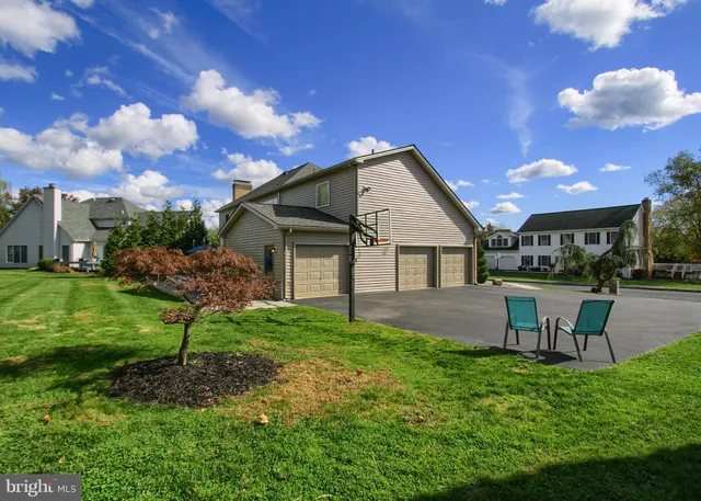 $609,900 | 2302 Scarsborough Drive, Harrisburg, PA 17112