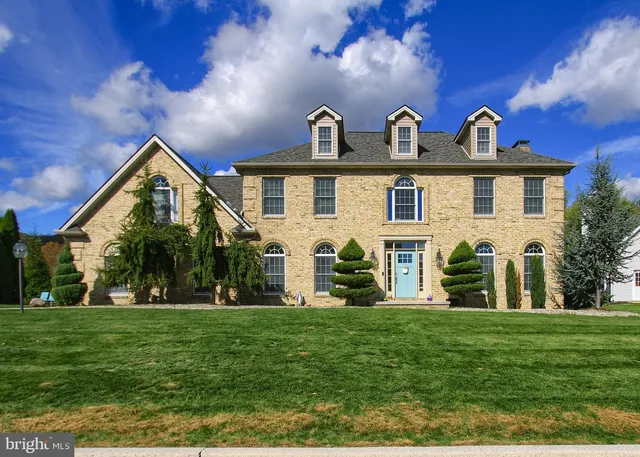 $609,900 | 2302 Scarsborough Drive, Harrisburg, PA 17112