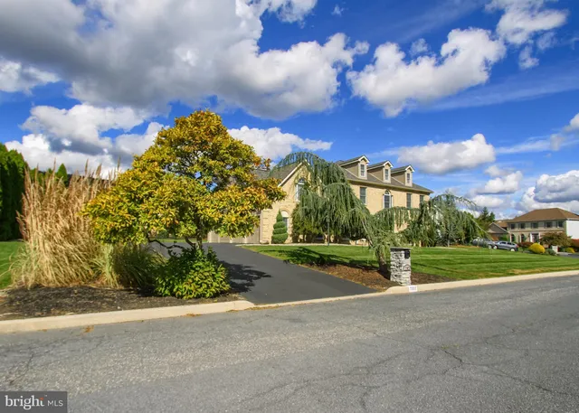 $609,900 | 2302 Scarsborough Drive, Harrisburg, PA 17112