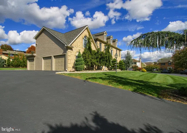 $609,900 | 2302 Scarsborough Drive, Harrisburg, PA 17112