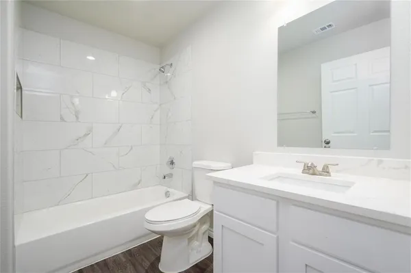 $1,795 | 103 3rd Street, Celeste, TX 75423