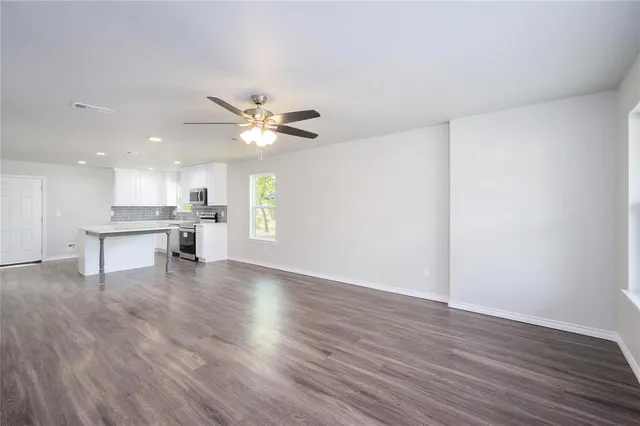 $2,100 | 103 3rd Street, Celeste, TX 75423