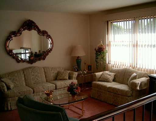 153 Lintner Road Blairsville, PA 15717 - Photo 3 of 8 Living Room.