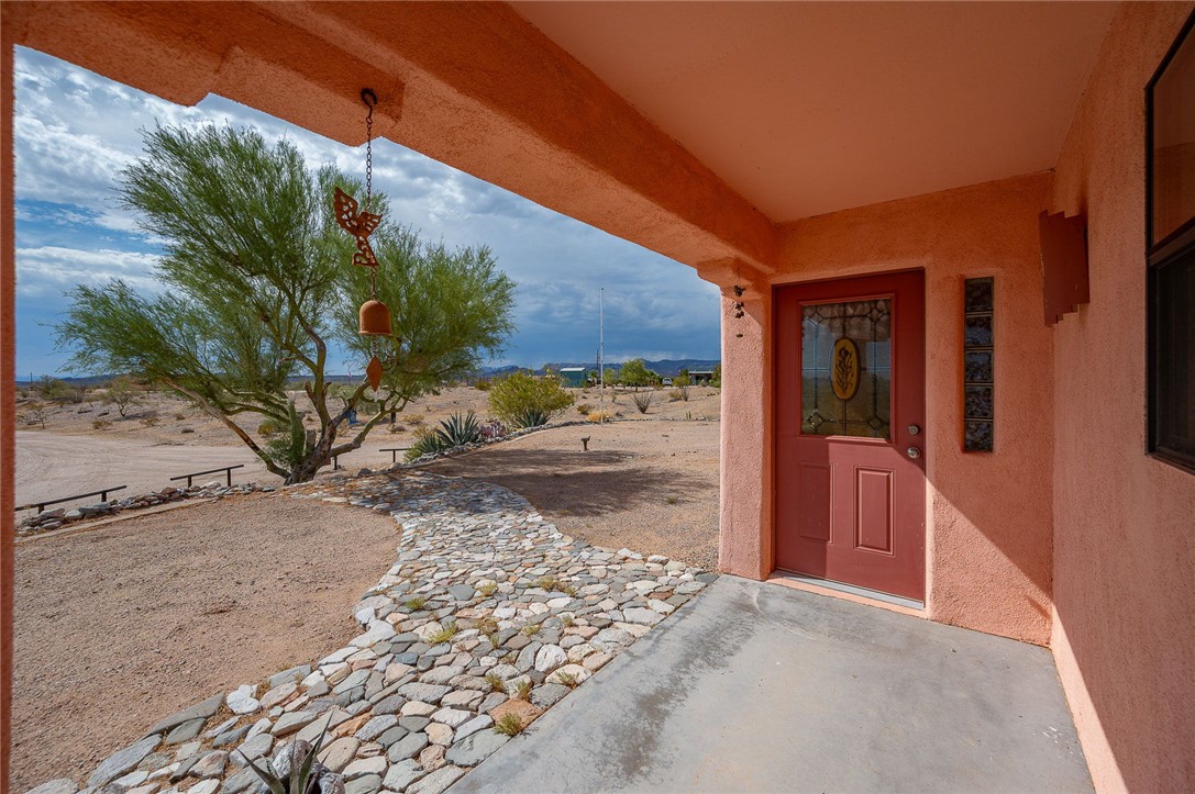 16876 Lawton Road Yucca, AZ 86438 - Photo 10 of 41