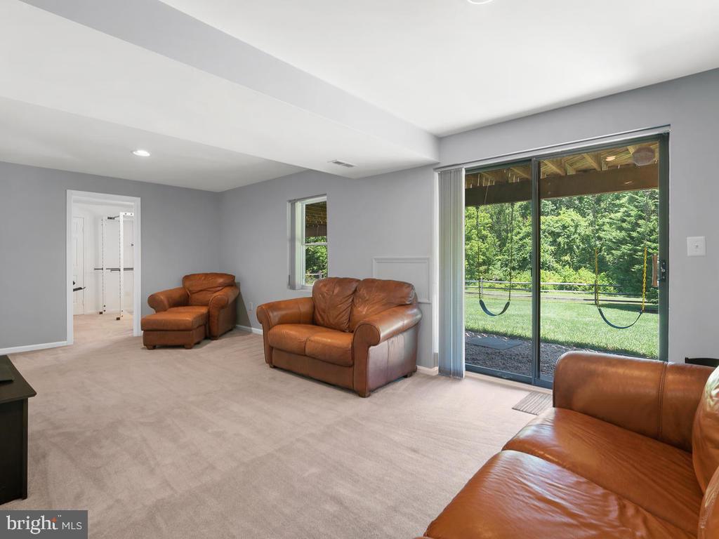 17323 Buehler Road Olney, MD 20832 - Photo 40 of 51 Gallery Image 40