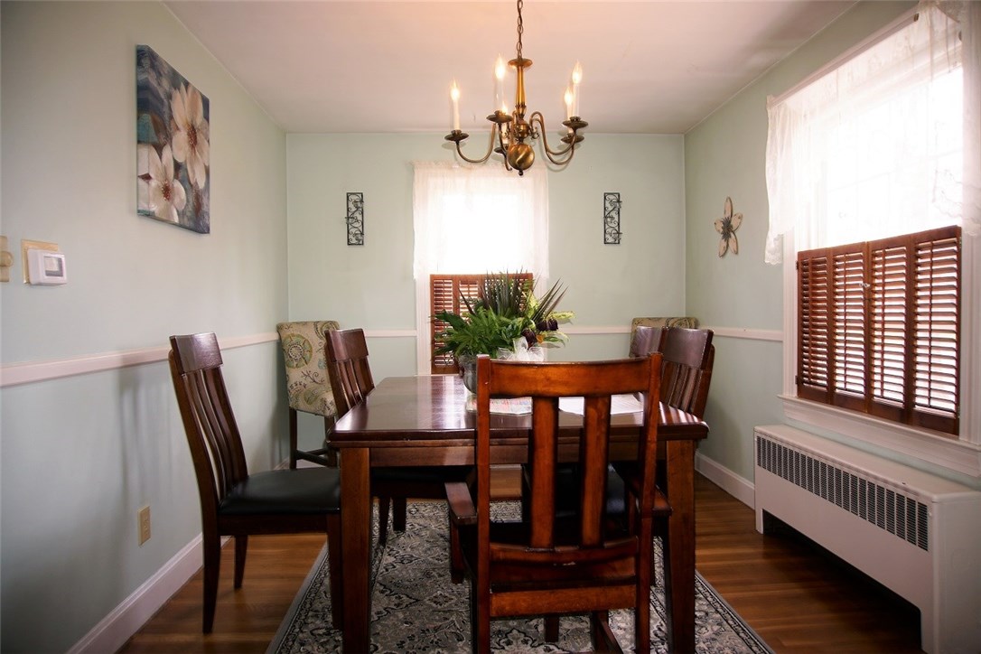 200 Edgehill Road Warwick, RI 02889 - Photo 11 of 37