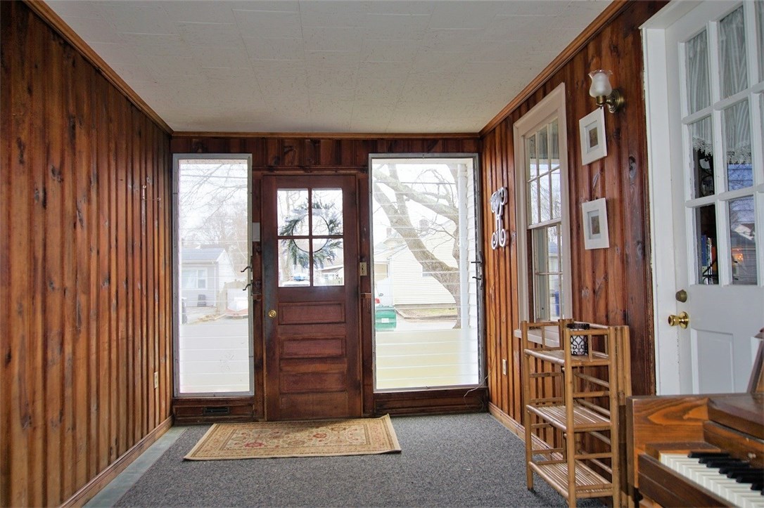 200 Edgehill Road Warwick, RI 02889 - Photo 18 of 37