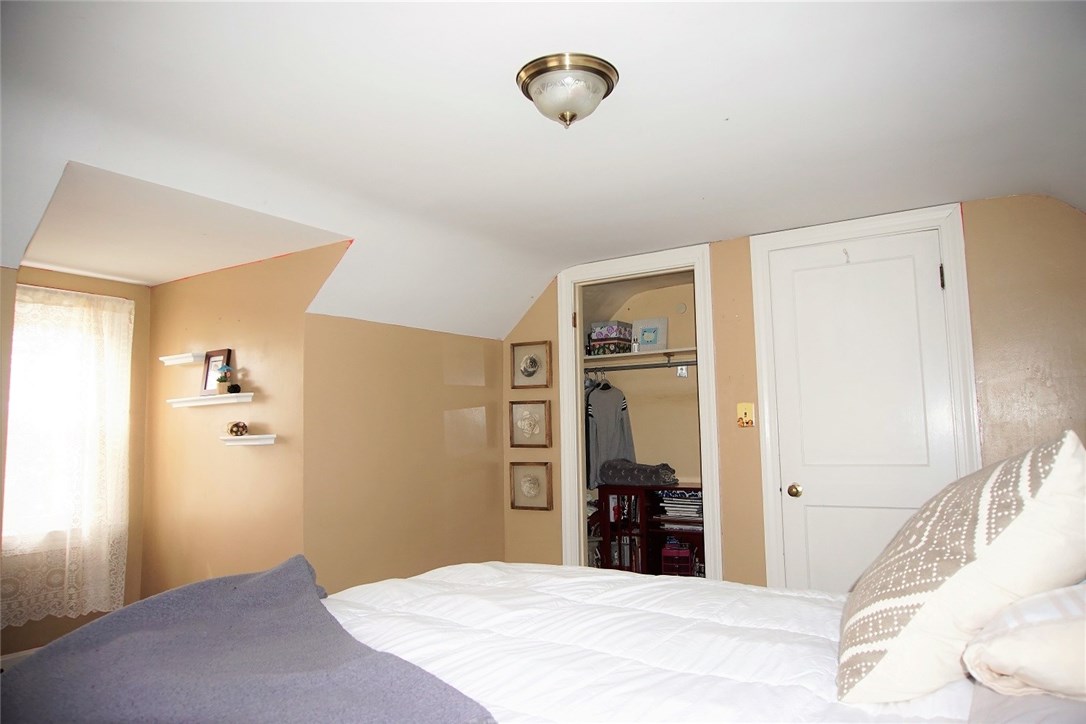 200 Edgehill Road Warwick, RI 02889 - Photo 24 of 37