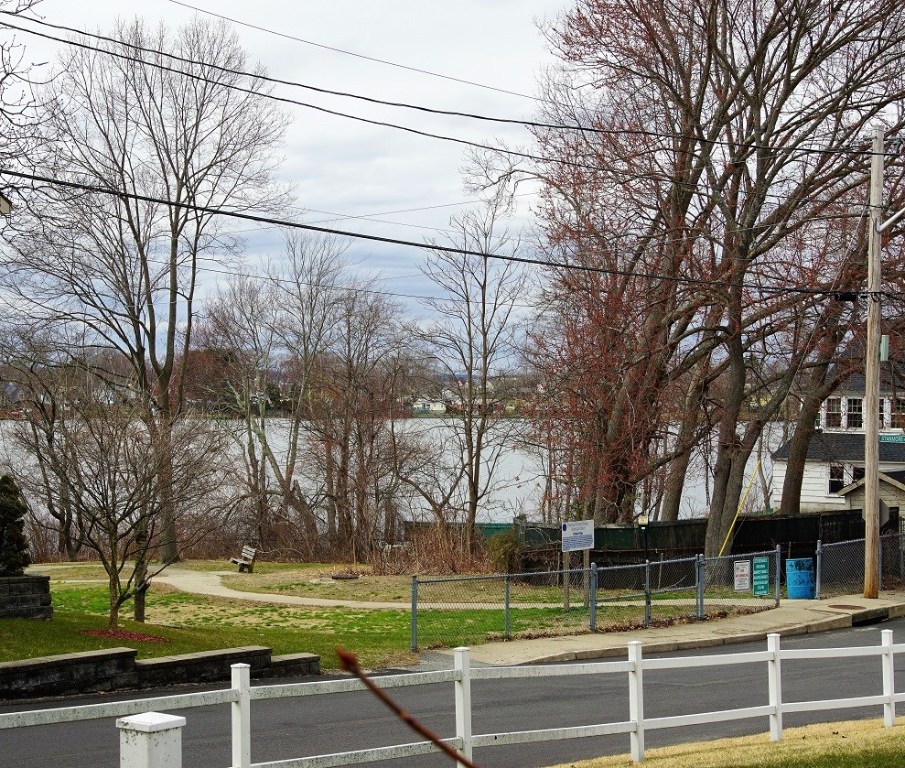 200 Edgehill Road Warwick, RI 02889 - Photo 36 of 37