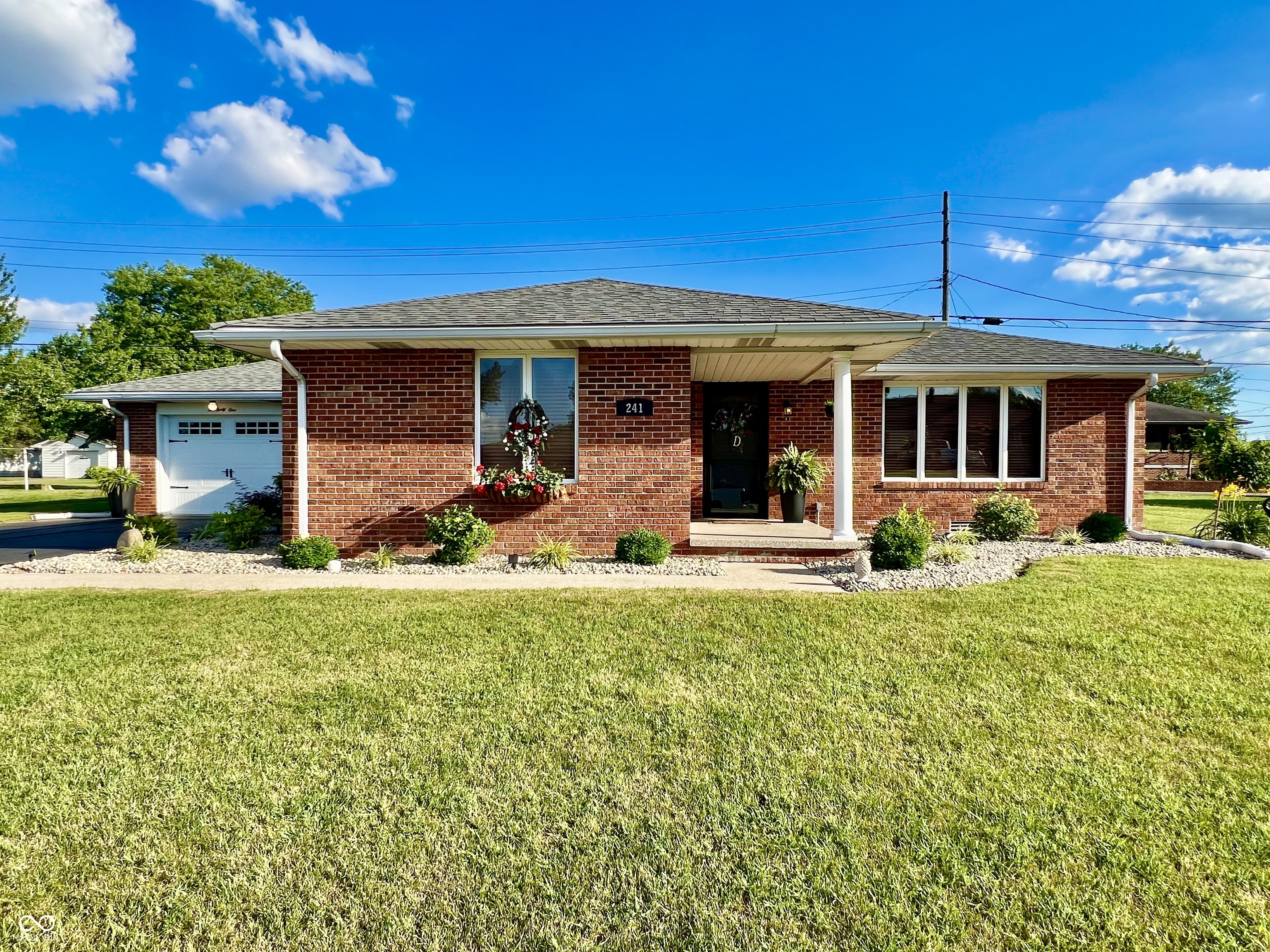 241 West Freeman Ave  