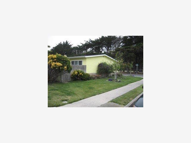 308 Fairway Drive Pacifica, CA 94044 - Photo 2 of 4 a black and white photo of a house