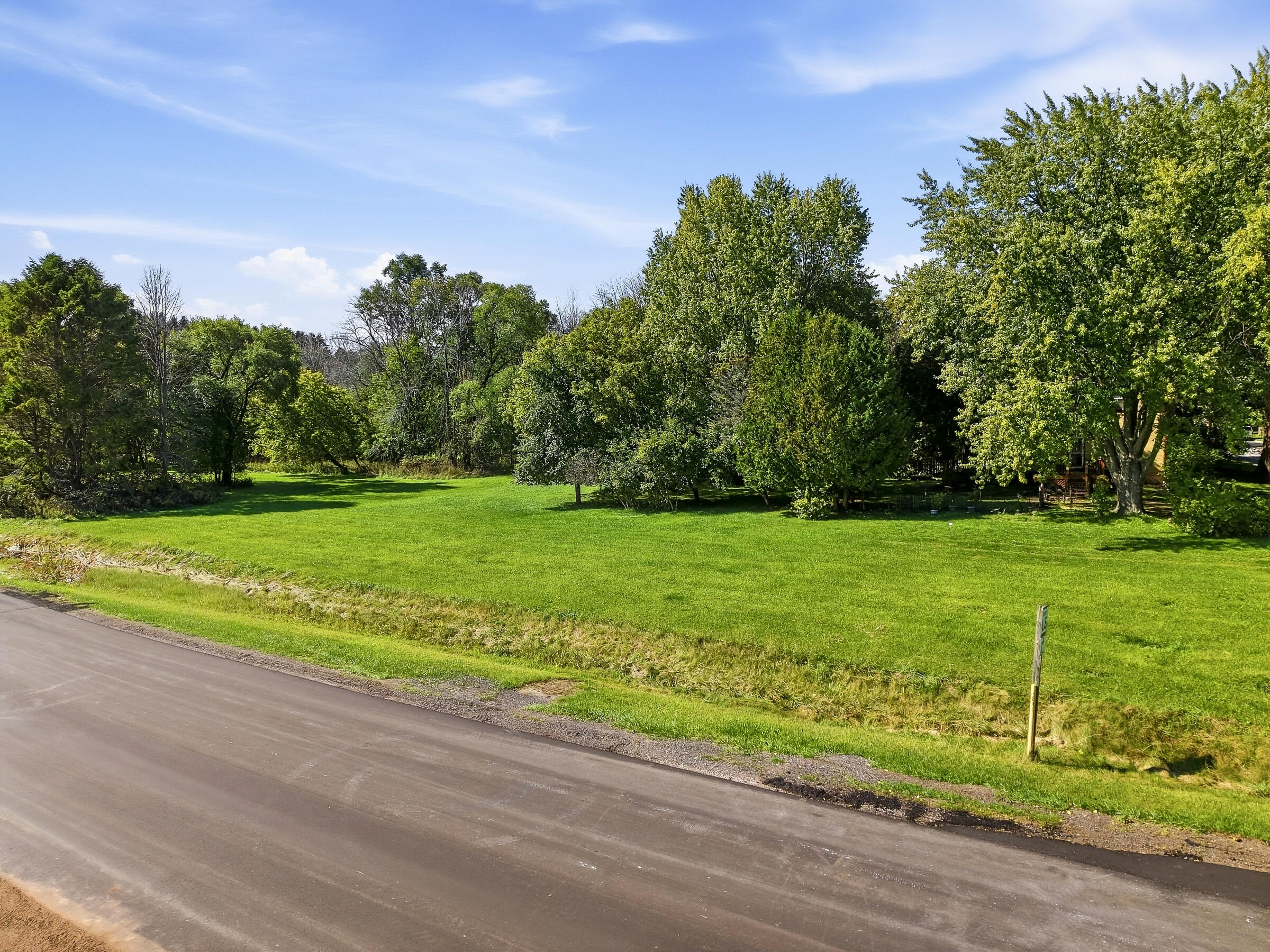 5-lts Lakeshore Road Cleveland, WI 53015 - Photo 8 of 17 Clevelandland-2