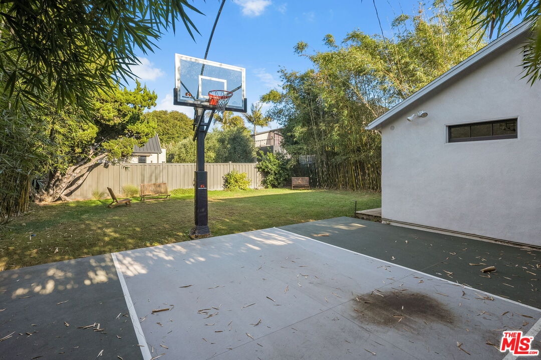 1209 Appleton Way Venice, CA 90291 - Photo 42 of 46 a view of a house with backyard and a tree