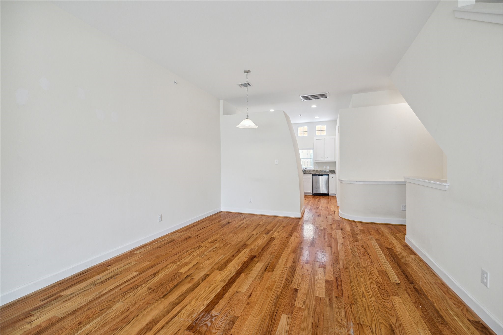 8705 Bryam Street, Unit 2105 Houston, TX 77061 - Photo 5 of 10