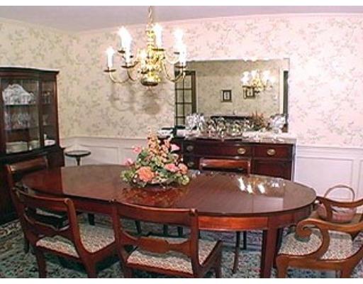 181 Old Farm Road Milton, MA 02186 - Photo 4 of 8 Gallery Image 4