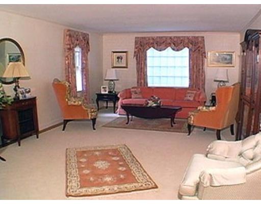 181 Old Farm Road Milton, MA 02186 - Photo 5 of 8 Gallery Image 5