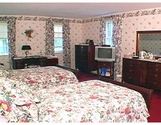 181 Old Farm Road Milton, MA 02186 - Photo 7 of 8 Gallery Image 7