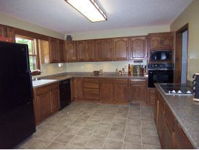 133 Poplar Road Unicoi, TN 37692 - Photo 5 of 12 Kitchen