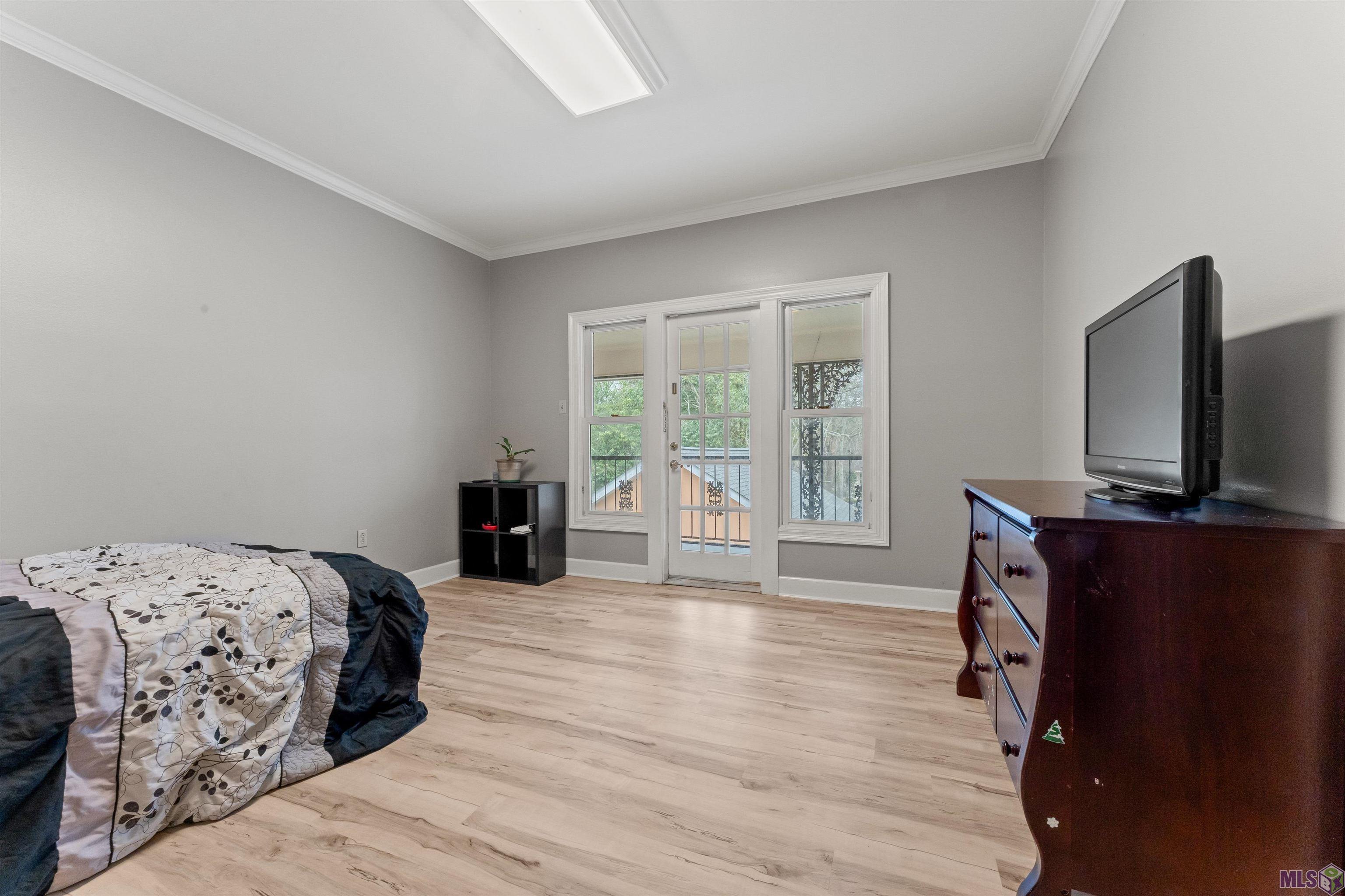 5743 Belle Grove Avenue Baton Rouge, LA 70820 - Photo 16 of 39 Bedroom 2 Upstairs