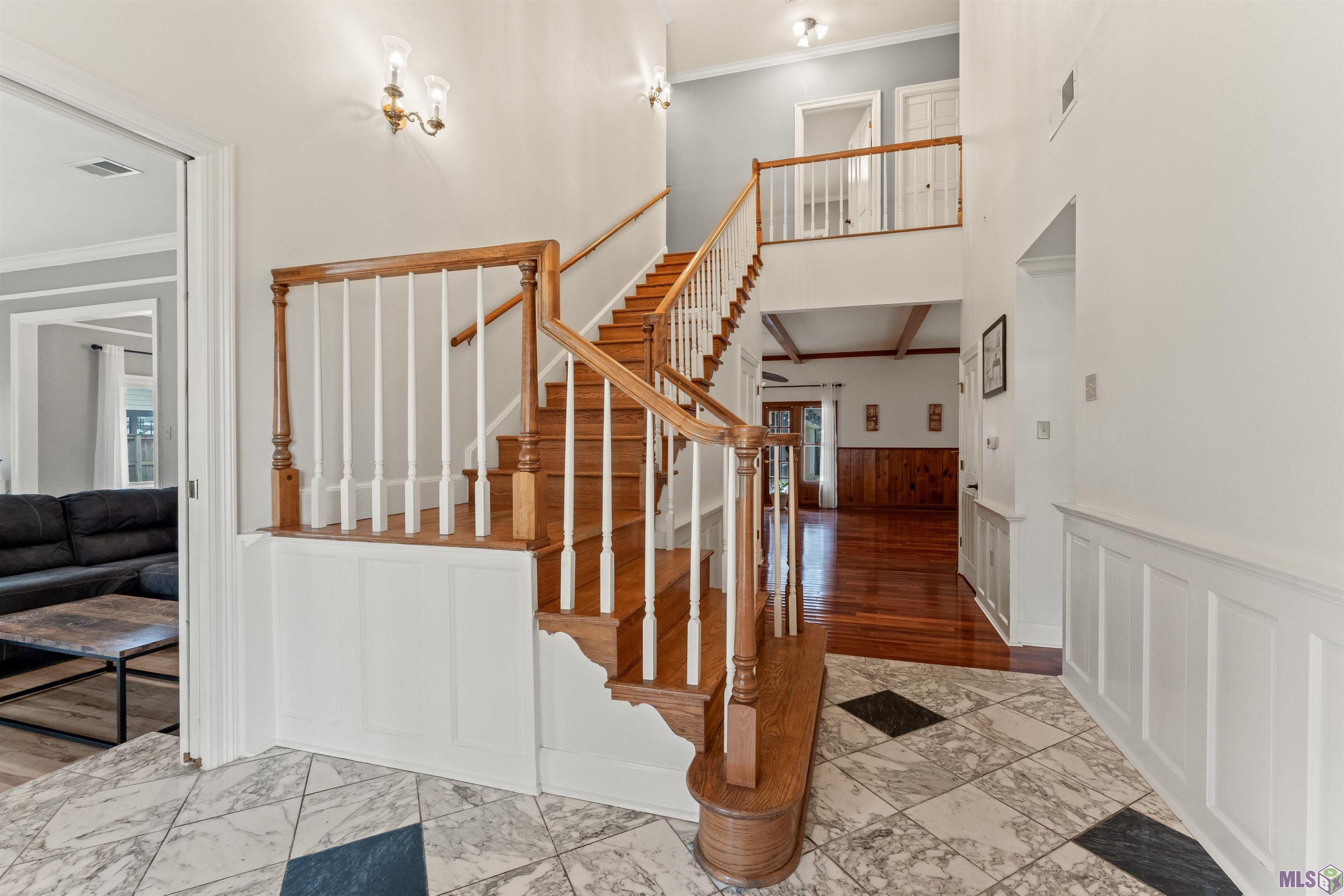 5743 Belle Grove Avenue Baton Rouge, LA 70820 - Photo 9 of 39 Grand Front Entrance