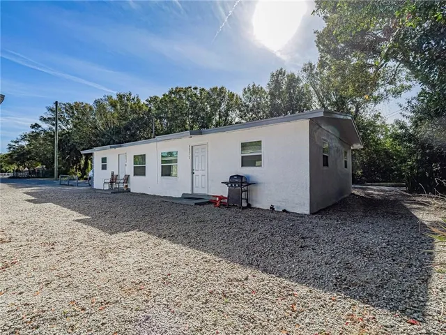 $1,450 | 4437 31st Avenue, Unit 2, Vero Beach, FL 32967