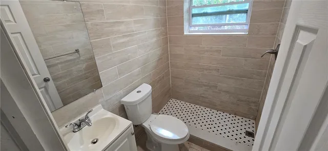 $1,450 | 4437 31st Avenue, Unit 2, Vero Beach, FL 32967