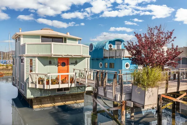 $1,795,000 | 15 Yellow Ferry Dock, Sausalito, CA 94965