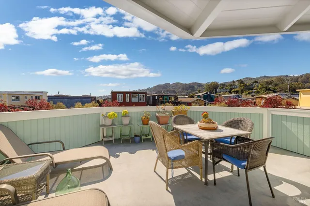 $1,795,000 | 15 Yellow Ferry Dock, Sausalito, CA 94965