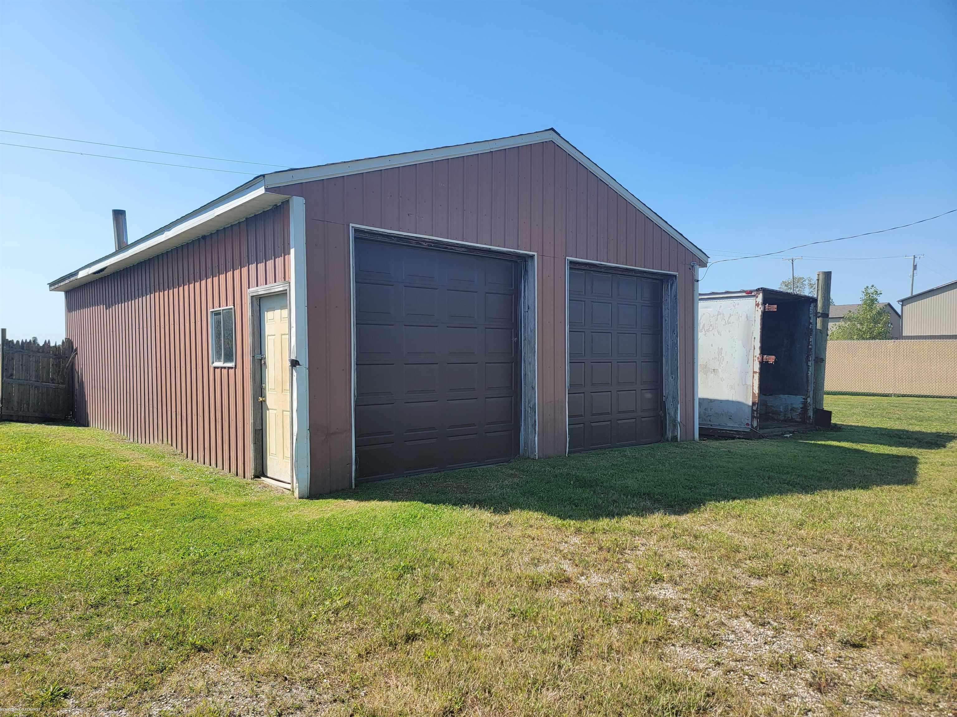 14383 Koehn Road Capac, MI 48014 - Photo 12 of 15 50187807-f76f4421-9754-40cd-af7e-0c7acf66aa97.JPG