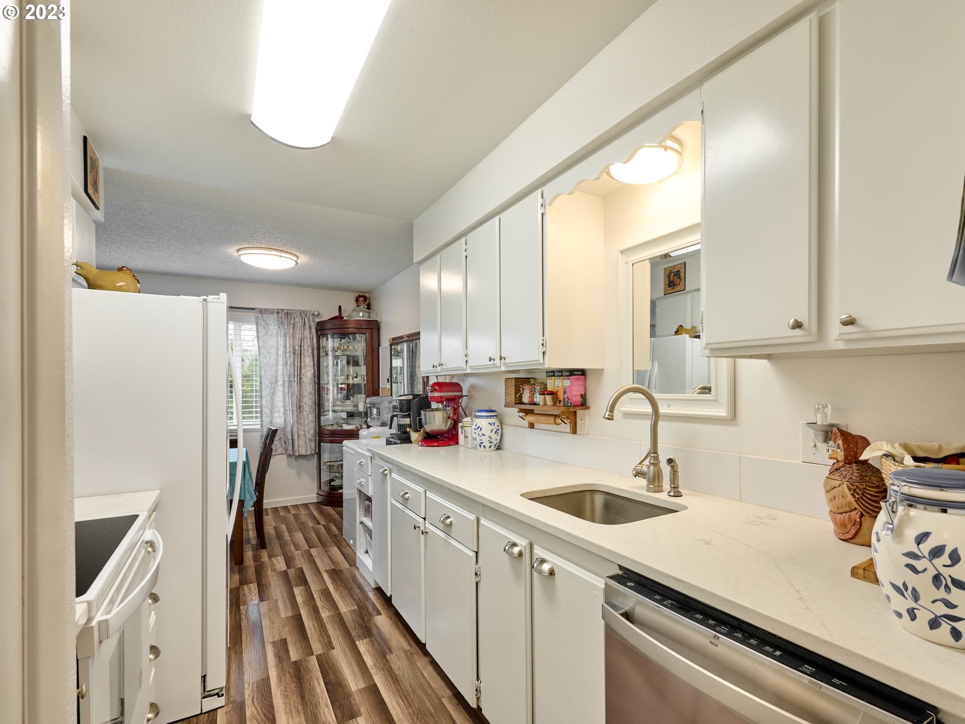 950 Evergreen Road, Unit 121 Woodburn, OR 97071 - Photo 5 of 23
