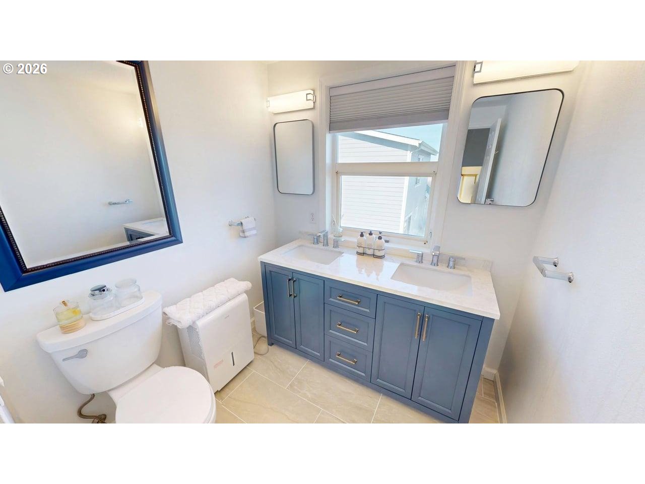 93890 Pebble Place Gold Beach, OR 97444 - Photo 18 of 36 Bathroom