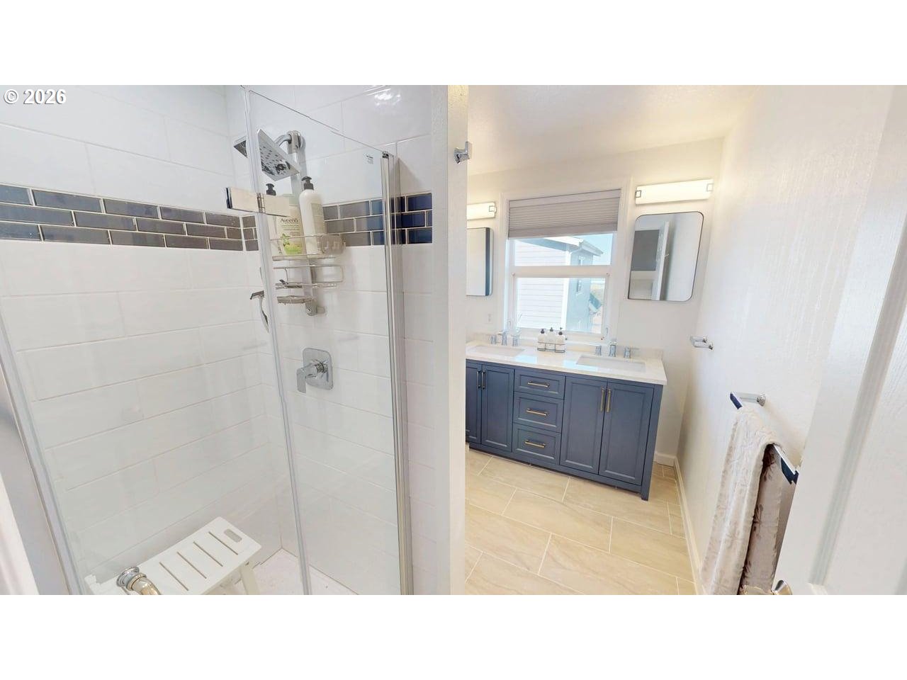 93890 Pebble Place Gold Beach, OR 97444 - Photo 19 of 36 Bathroom