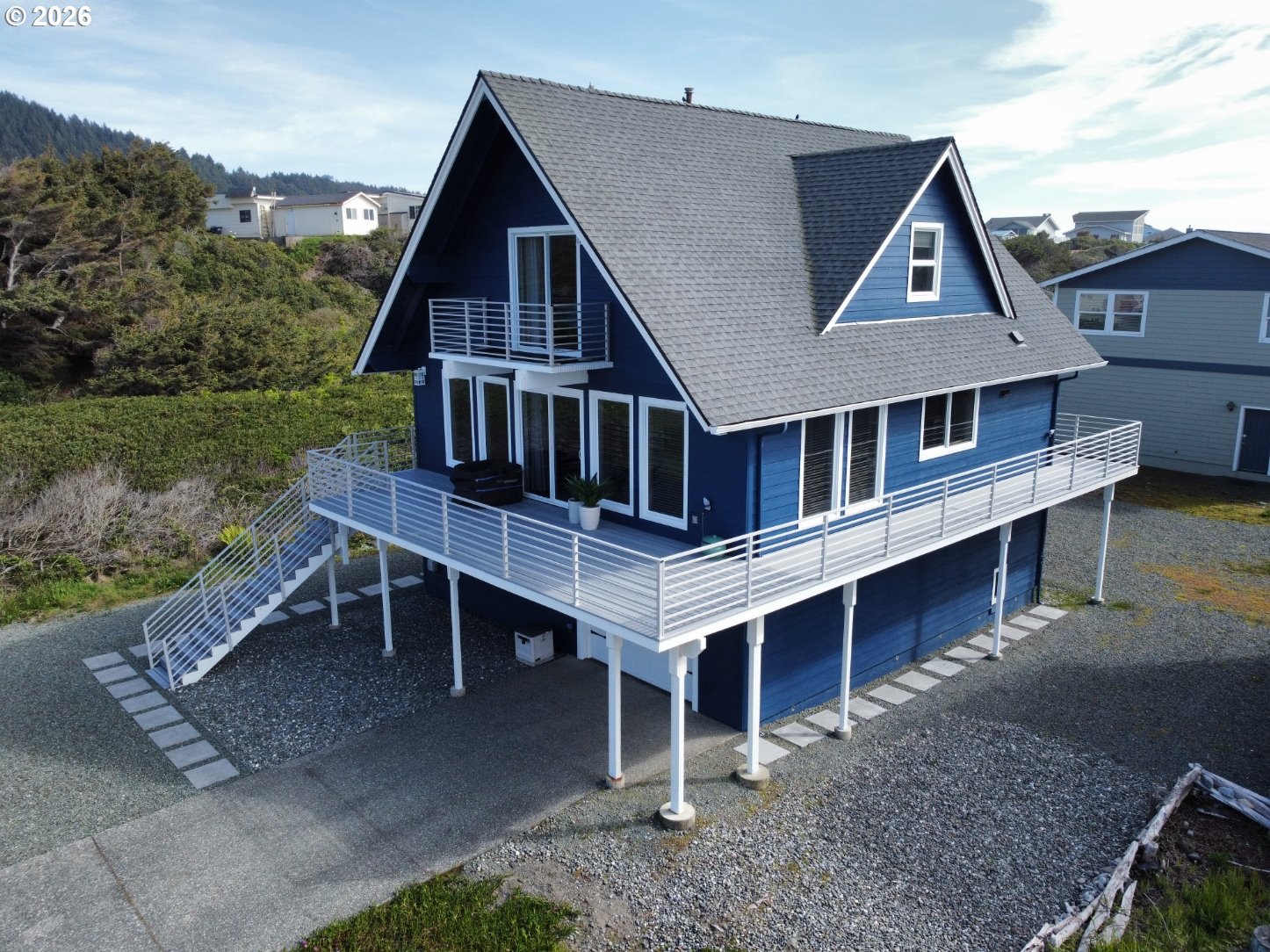 93890 Pebble Place Gold Beach, OR 97444 - Photo 2 of 36