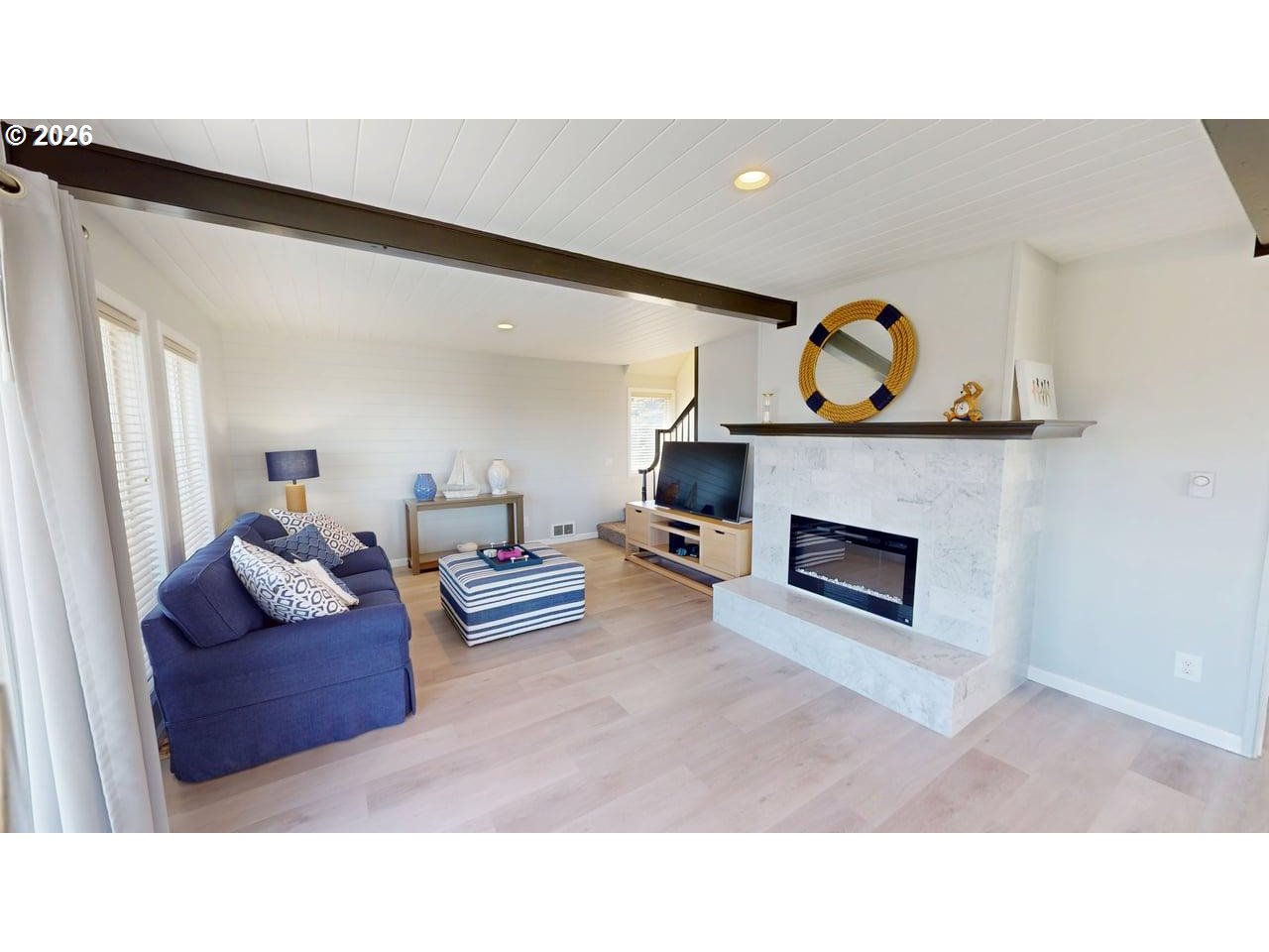 93890 Pebble Place Gold Beach, OR 97444 - Photo 5 of 36 Living Room