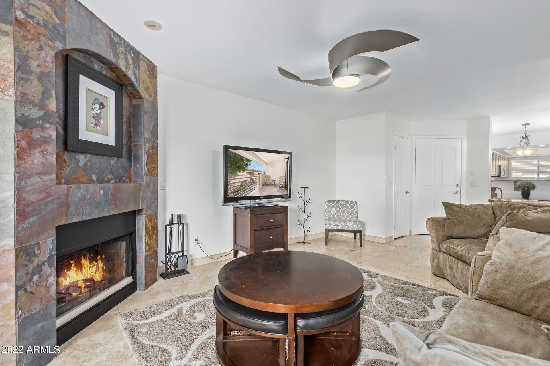3235 East Camelback Road, Unit 201 Phoenix, AZ 85018 - Photo 2 of 22