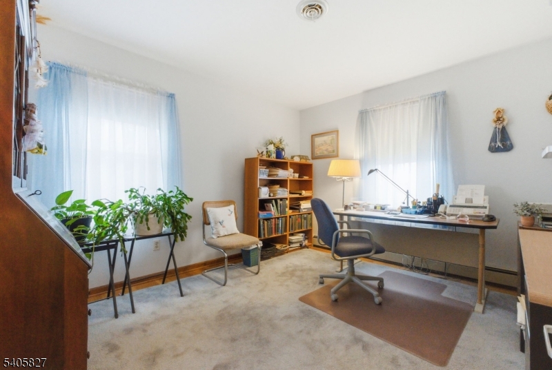 33 Edgemere Terrace Washington, NJ 07882 - Photo 19 of 40