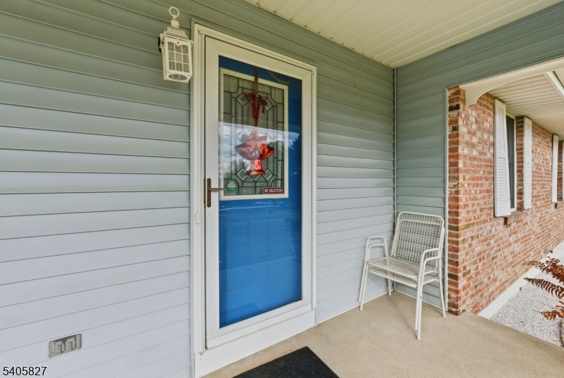 33 Edgemere Terrace Washington, NJ 07882 - Photo 4 of 40