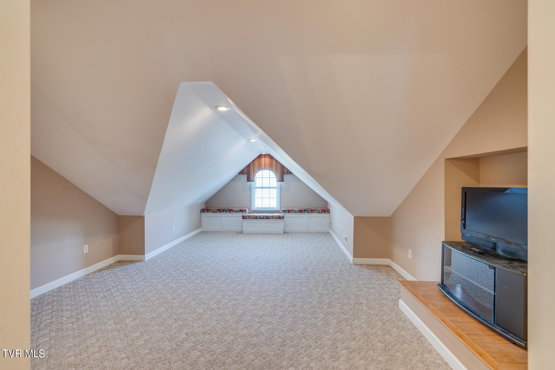 125 Rippling Run Road Kingsport, TN 37663 - Photo 39 of 61 Bonus Room