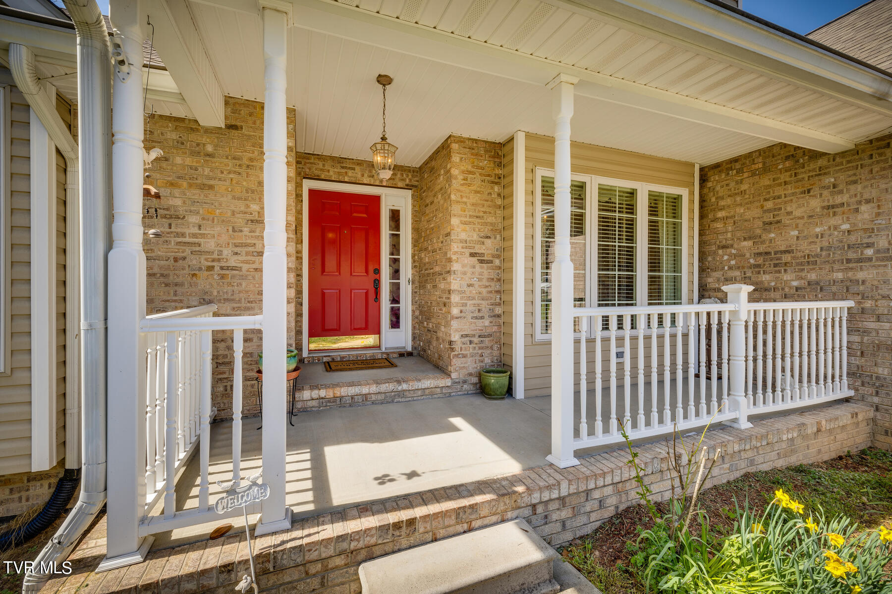 125 Rippling Run Road Kingsport, TN 37663 - Photo 5 of 61 Front Porch